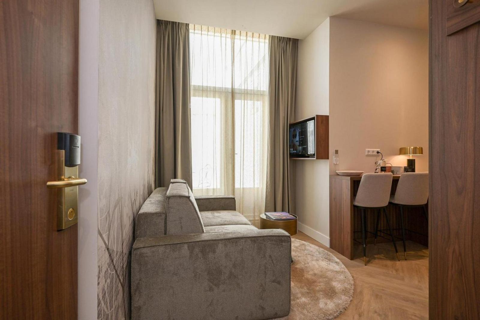 Hotel Novallure Downtown - Short Den Haag