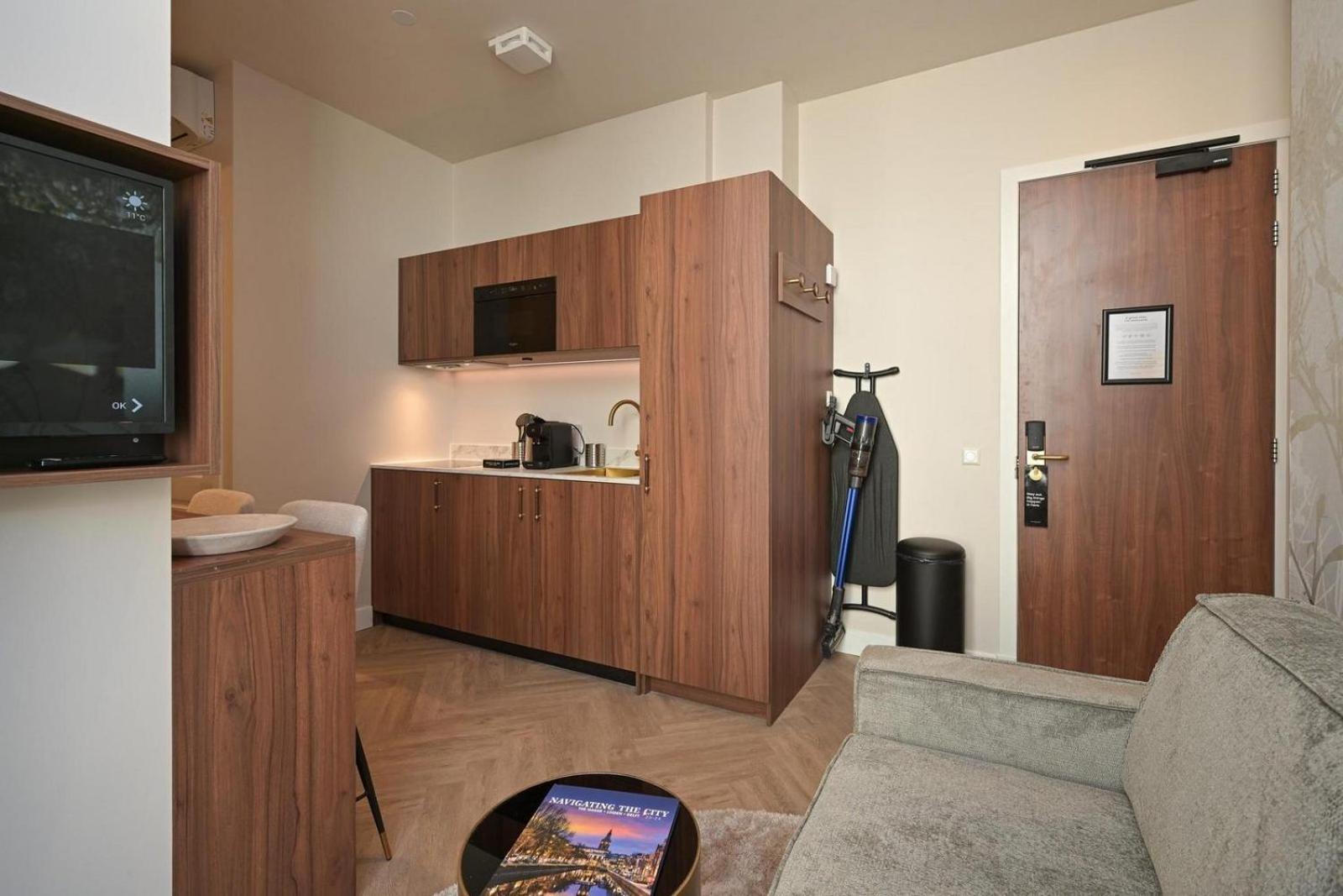 Novallure Downtown - Short Hotel