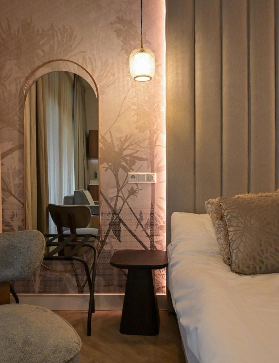 Novallure Downtown - Short Hotel *