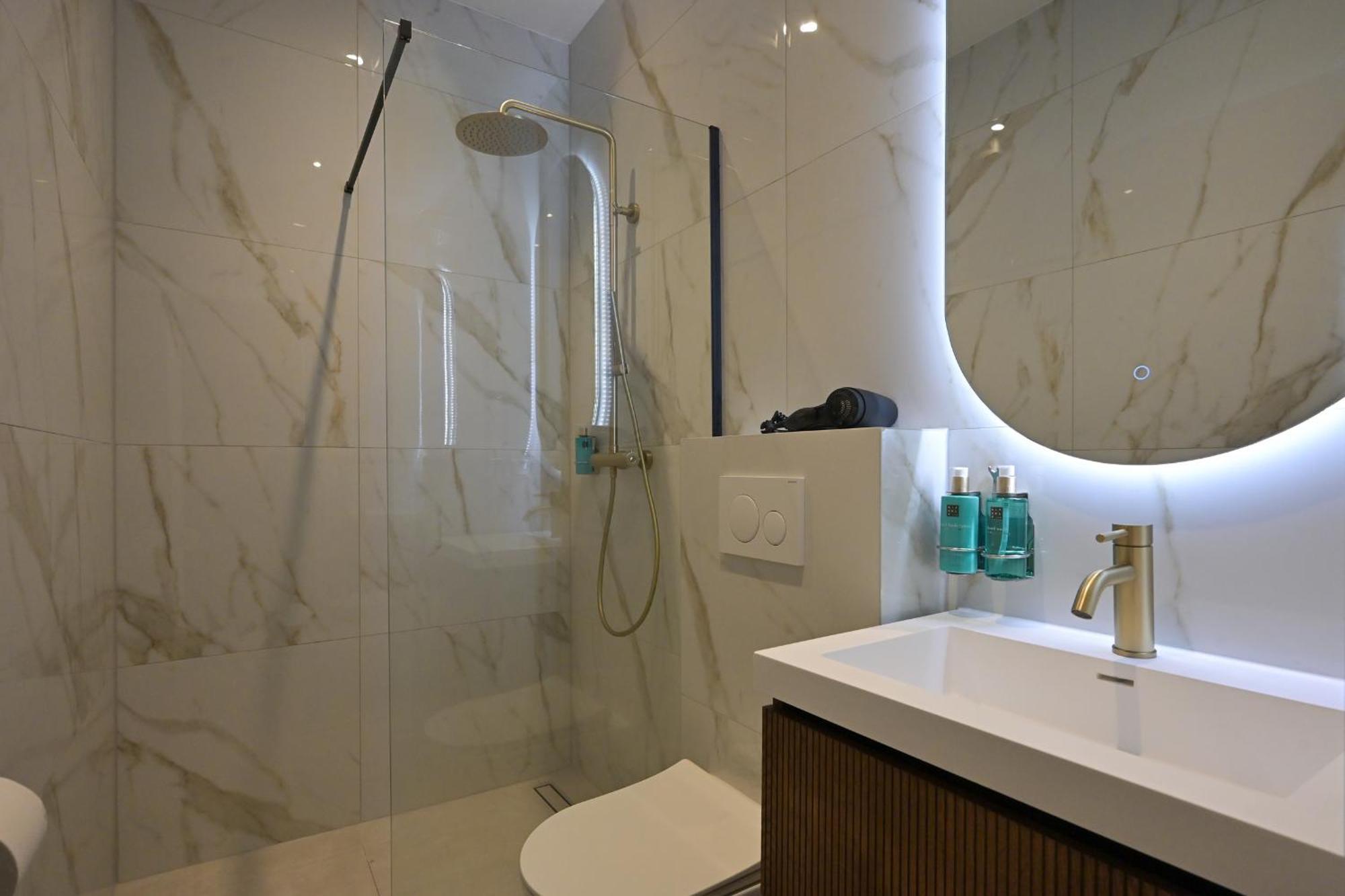Hotel Novallure Downtown - Short Den Haag