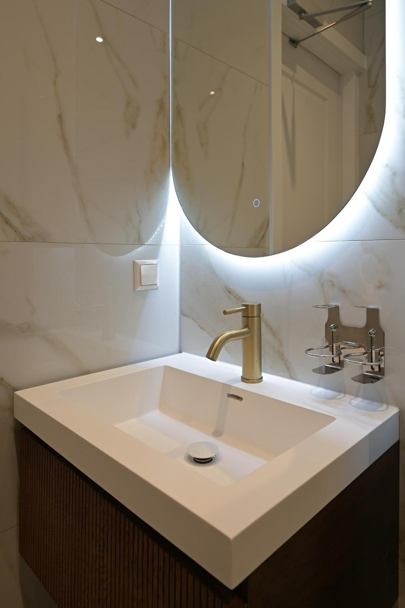 Novallure Downtown - Short Hotel Den Haag