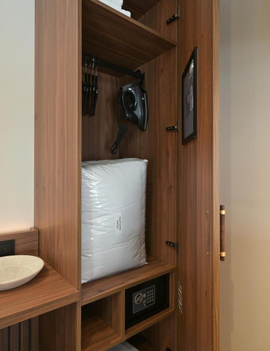 Hotel Novallure Downtown - Short Den Haag