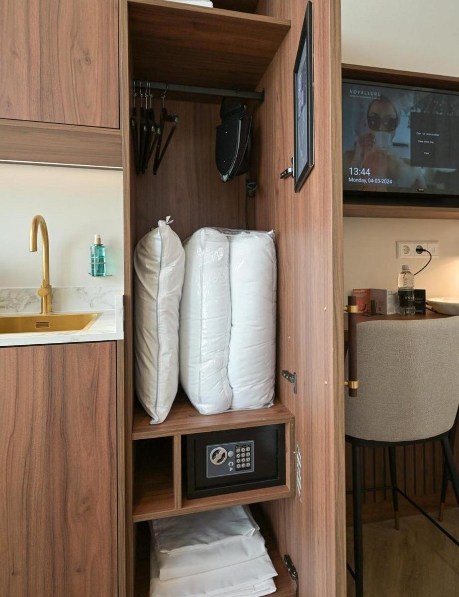 Hotel Novallure Downtown - Short Den Haag