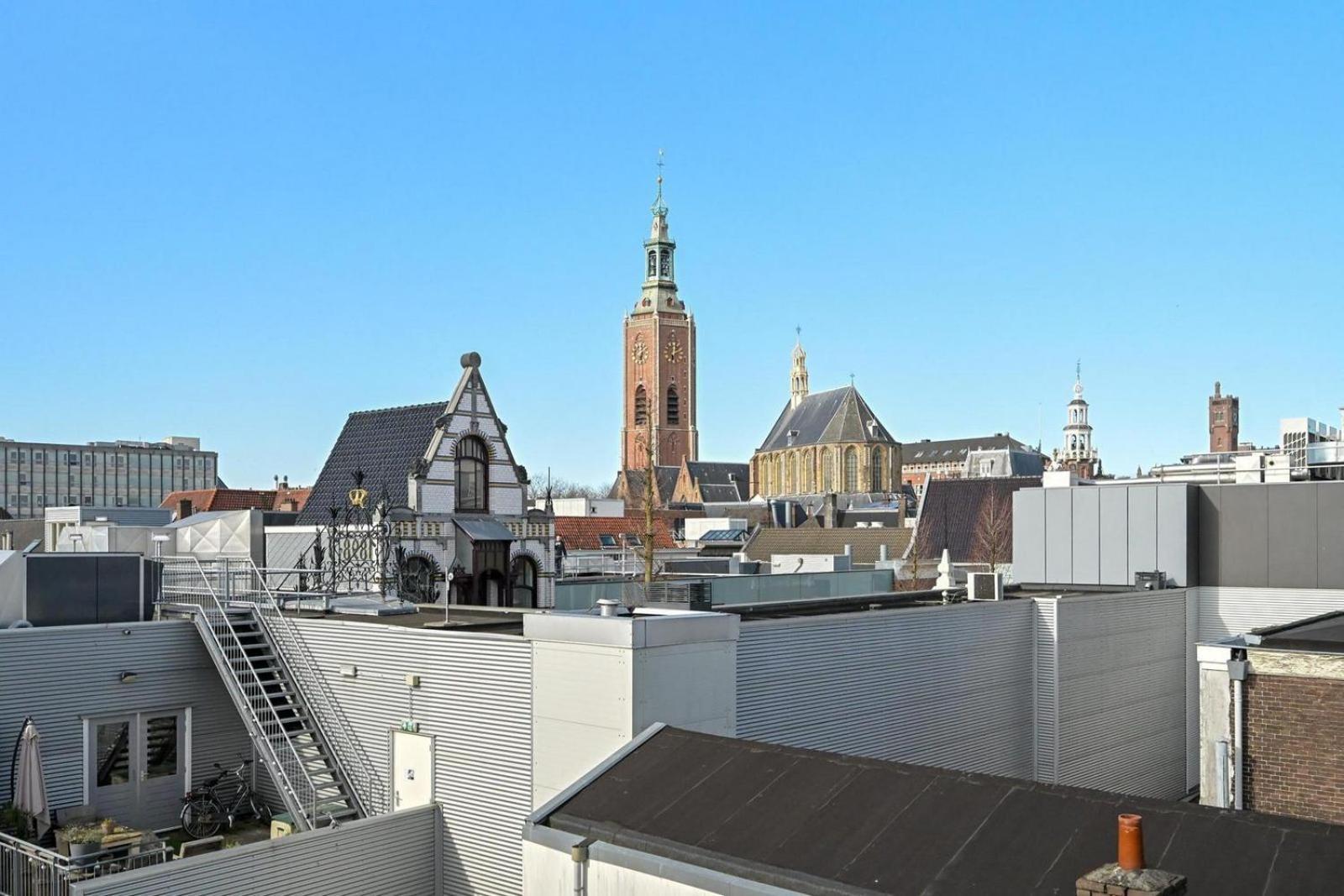 Novallure Downtown - Short